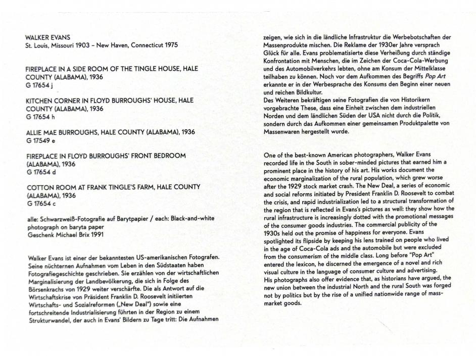 Walker Evans (1936), Fireplace in Floyd Burroughs' front bedroom (Alabama), München, Lenbachhaus, Saal 47, 1936, Bild 2/2