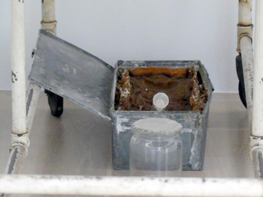 Joseph Beuys (1948–1985), Zeige deine Wunde, München, Lenbachhaus, Saal 43, 1974–1975, Bild 7/16