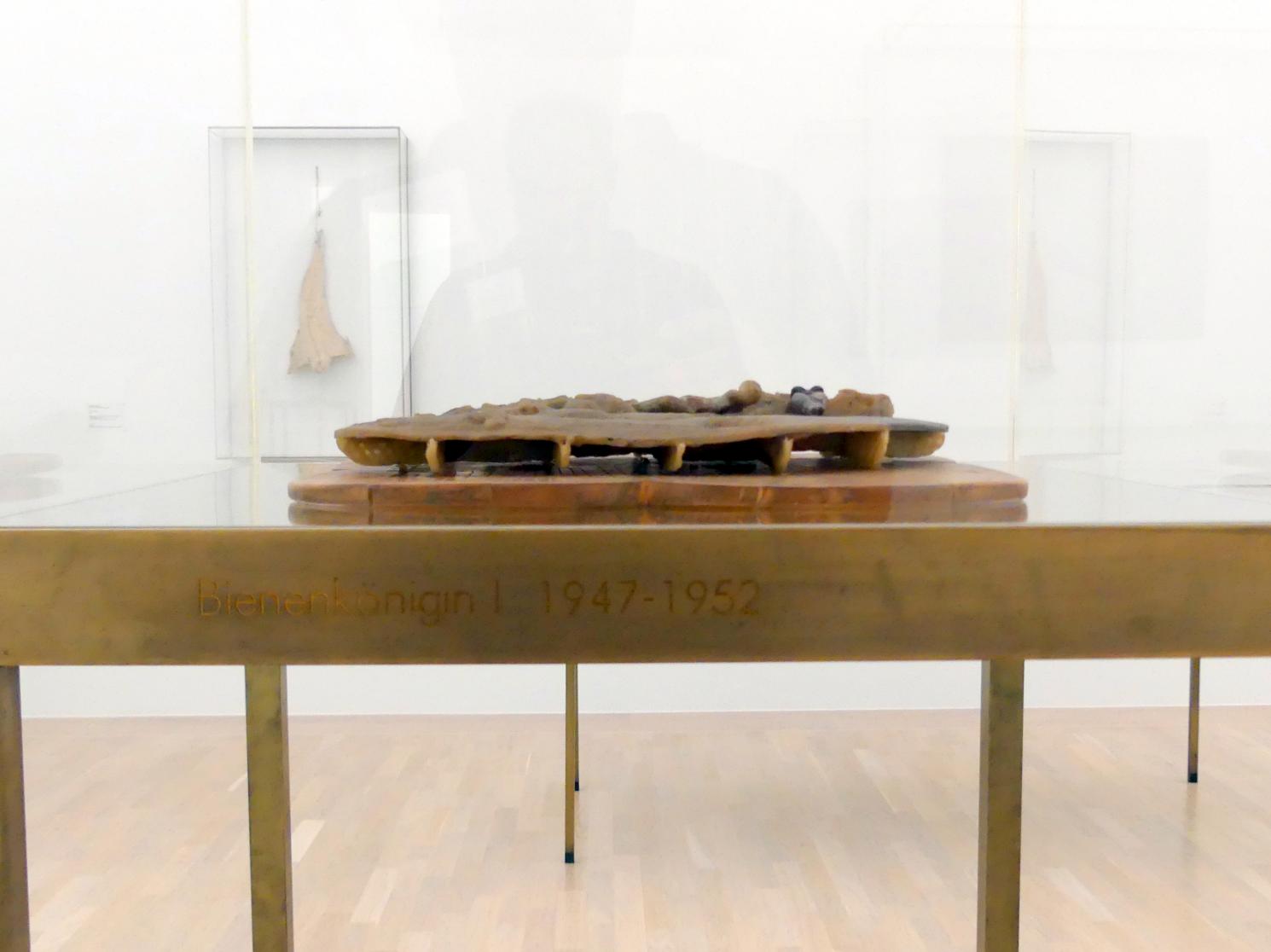 Joseph Beuys (1948–1985), Bienenkönigin I, München, Lenbachhaus, Saal 44, 1947–1952, Bild 5/6