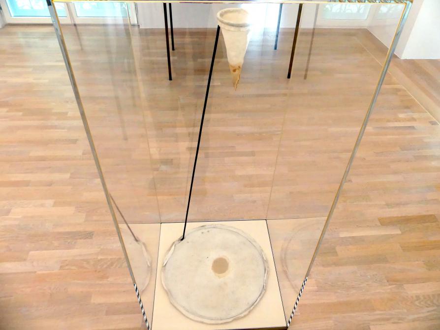 Joseph Beuys (1948–1985), Lavendelfilter, München, Lenbachhaus, Saal 44, 1961, Bild 2/5