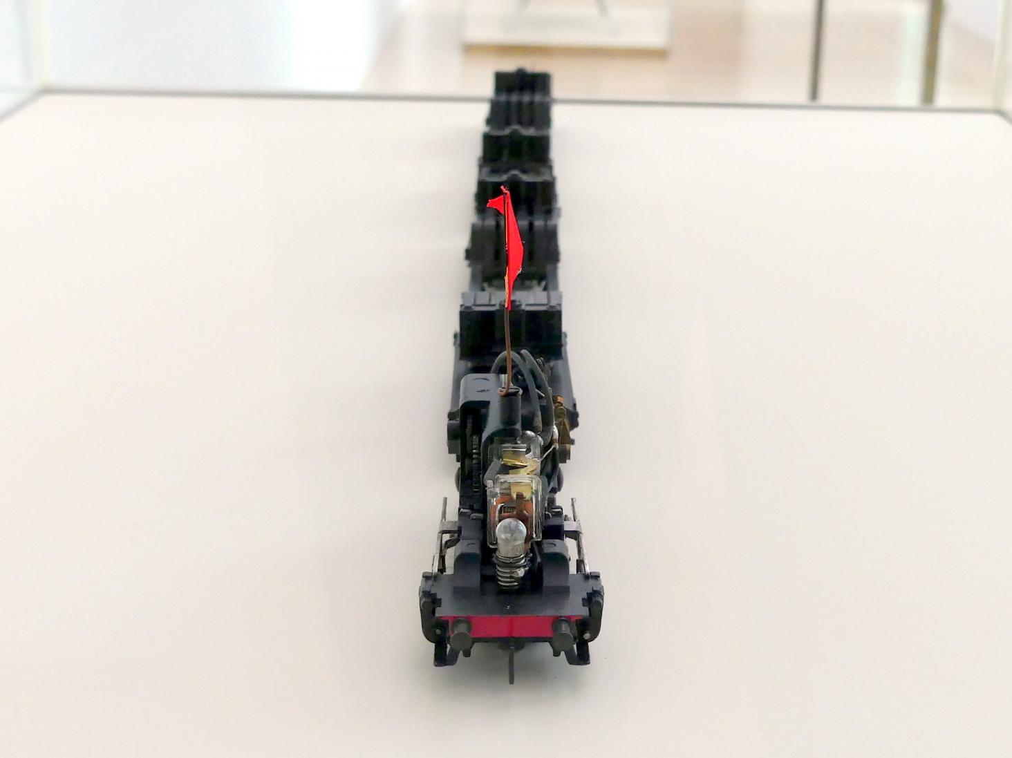 Joseph Beuys (1948–1985), Fahne, München, Lenbachhaus, Saal 45, 1974, Bild 5/8