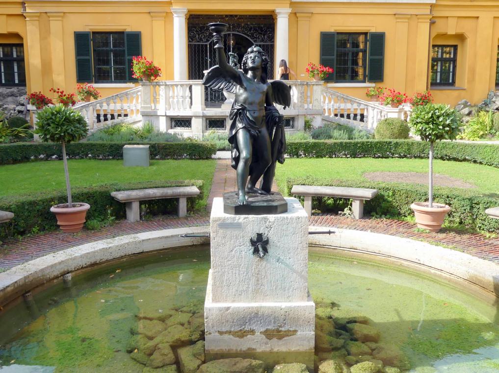 Ferdinand von Miller (1890), Herkulesknabe mit Keule, München, Lenbachhaus, Garten, 1890, Bild 3/4