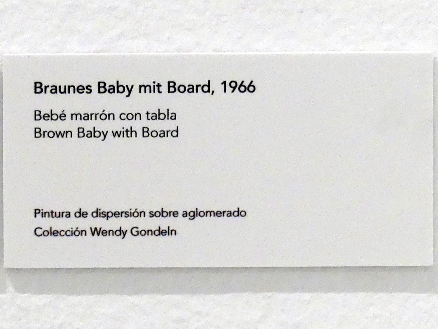 Jörg Immendorff (1965–2007), Braunes Baby mit Board, Madrid, Museo Reina Sofía, Ausstellung "Jörg Immendorff - The Task of the Painter" vom 30.10.2019-13.04.2020, Saal 1, 1966, Bild 2/2