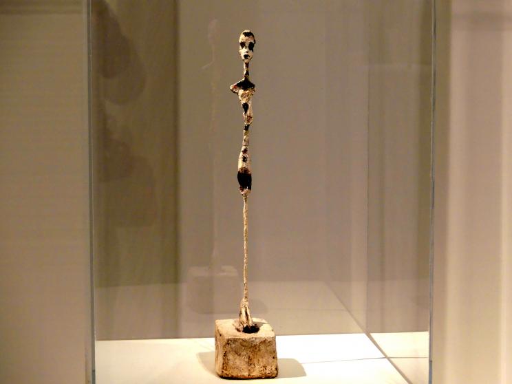 Alberto Giacometti (1914–1965), Stehende Frau, Prag, Nationalgalerie im Messepalast, Ausstellung "Alberto Giacometti" vom 18.07.-01.12.2019, Stehende Figuren, um 1961