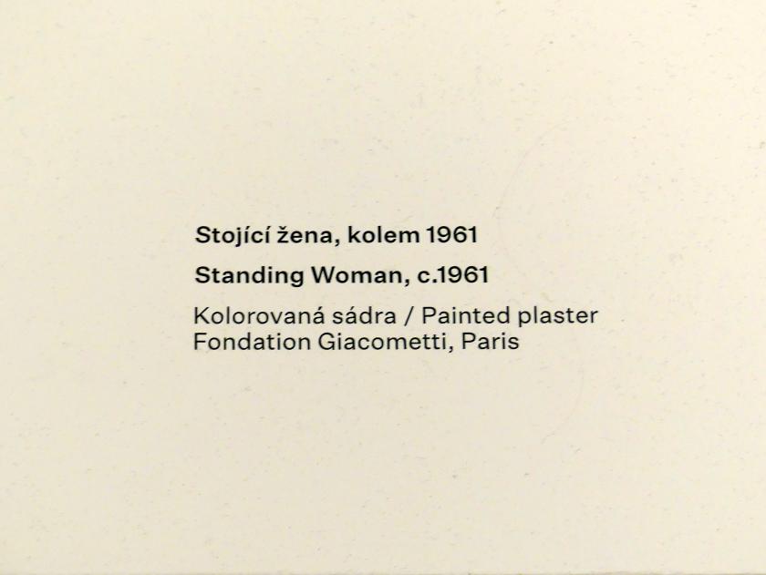 Alberto Giacometti (1914–1965), Stehende Frau, Prag, Nationalgalerie im Messepalast, Ausstellung "Alberto Giacometti" vom 18.07.-01.12.2019, Stehende Figuren, um 1961, Bild 4/4