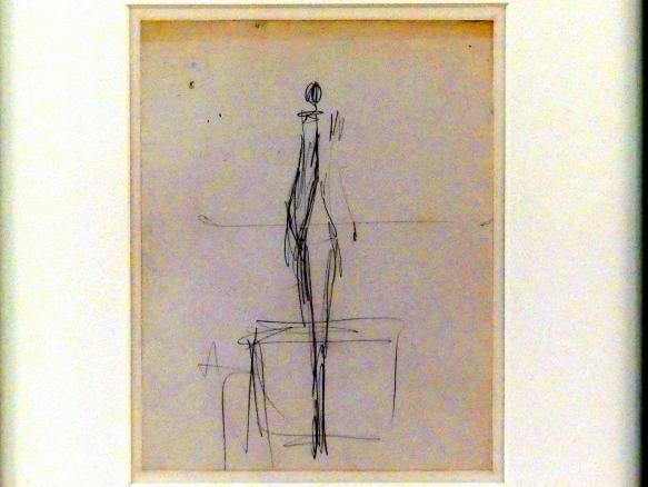 Alberto Giacometti (1914–1965), Stehende Frau mit Podest, Prag, Nationalgalerie im Messepalast, Ausstellung "Alberto Giacometti" vom 18.07.-01.12.2019, Stehende Figuren, Undatiert, Bild 2/3