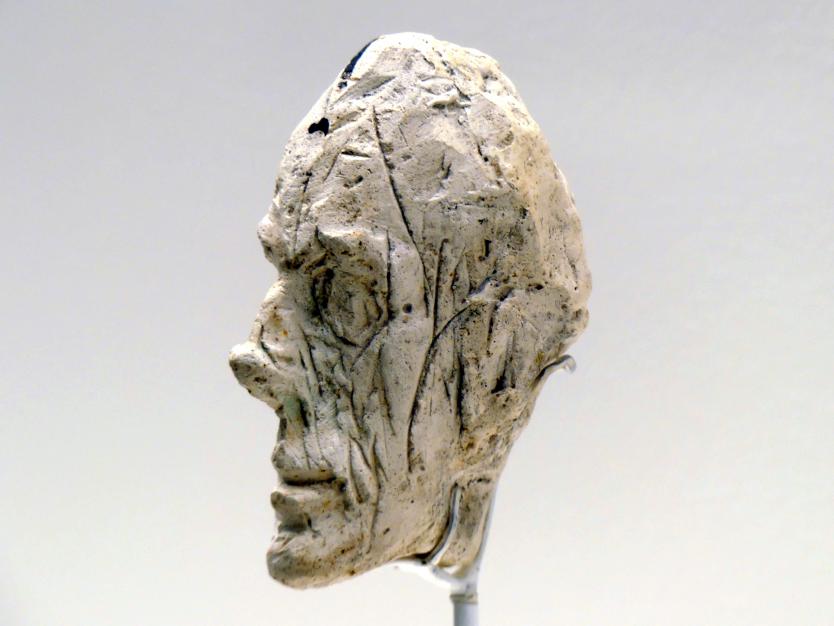 Alberto Giacometti (1914–1965), Kopf eines Mannes, Prag, Nationalgalerie im Messepalast, Ausstellung "Alberto Giacometti" vom 18.07.-01.12.2019, Köpfe, um 1953, Bild 2/4