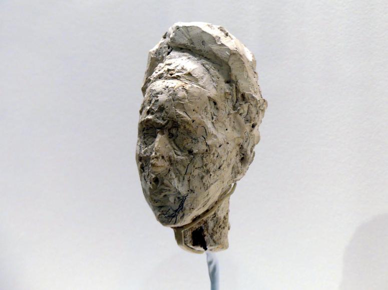 Alberto Giacometti (1914–1965), Kopf von Simone de Beauvoir, Prag, Nationalgalerie im Messepalast, Ausstellung "Alberto Giacometti" vom 18.07.-01.12.2019, Köpfe, um 1946, Bild 2/4