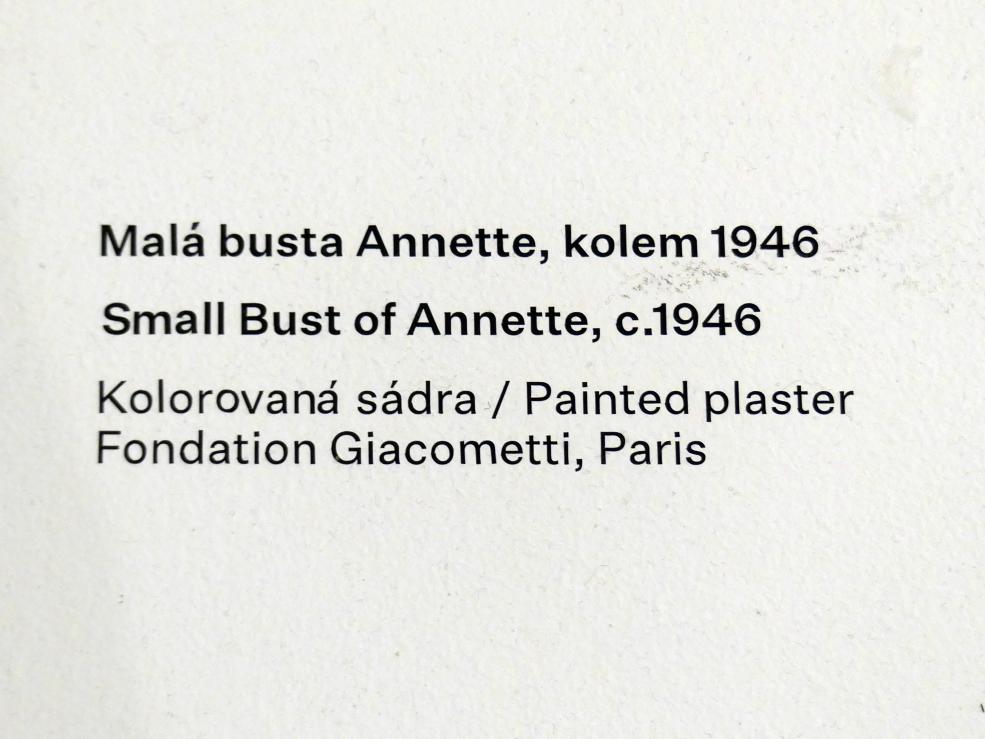 Alberto Giacometti (1914–1965), Kleine Büste von Annette, Prag, Nationalgalerie im Messepalast, Ausstellung "Alberto Giacometti" vom 18.07.-01.12.2019, Zurück zum Modell, um 1946, Bild 2/2