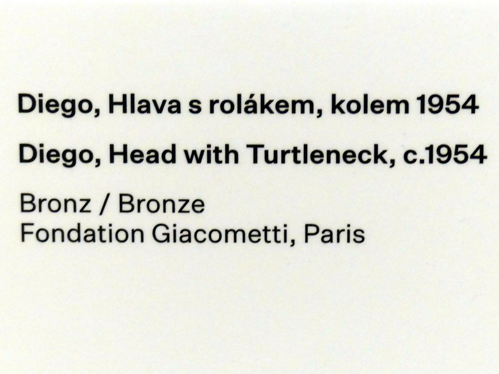 Alberto Giacometti (1914–1965), Diego. Kopf mit Rollkragen, Prag, Nationalgalerie im Messepalast, Ausstellung "Alberto Giacometti" vom 18.07.-01.12.2019, Kleine Skulpturen, um 1954, Bild 3/3