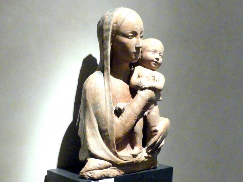 Agostino di Duccio (1446–1470), Maria mit Kind, Perugia, Chiesa di San Francesco al Prato, jetzt Perugia, Nationalgalerie von Umbrien (Galleria nazionale dell'Umbria), 08: Beato Angelico, um 1457–1461, Bild 2/5