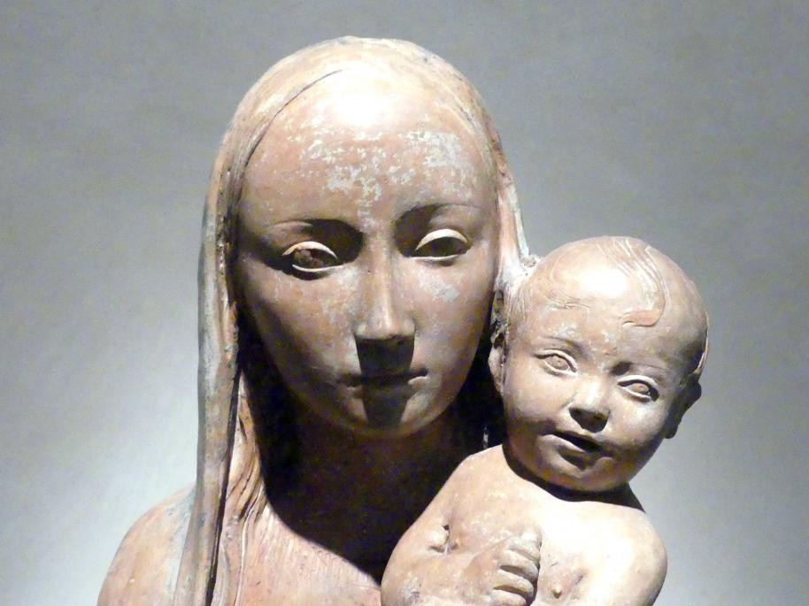 Agostino di Duccio (1446–1470), Maria mit Kind, Perugia, Chiesa di San Francesco al Prato, jetzt Perugia, Nationalgalerie von Umbrien (Galleria nazionale dell'Umbria), 08: Beato Angelico, um 1457–1461, Bild 4/5