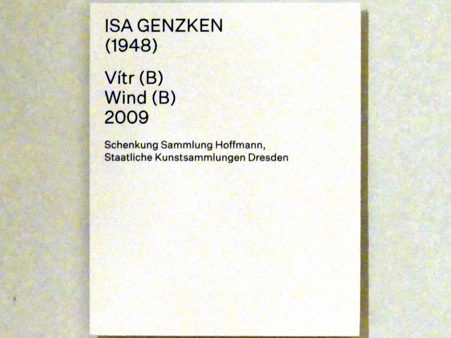 Isa Genzken (1974–2015), Wind (B), Prag, Nationalgalerie im Salm-Palast, Ausstellung "Möglichkeiten des Dialogs" vom 02.12.2018-01.12.2019, Saal 12, 2009, Bild 3/3