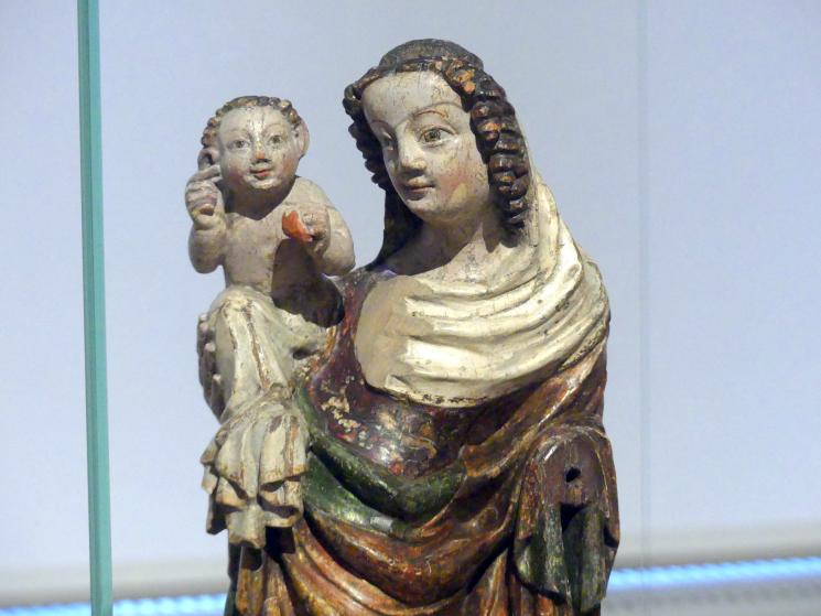 Muttergottes auf dem Löwen, Berlin, Bode-Museum, Saal 111, um 1340–1350, Bild 3/4