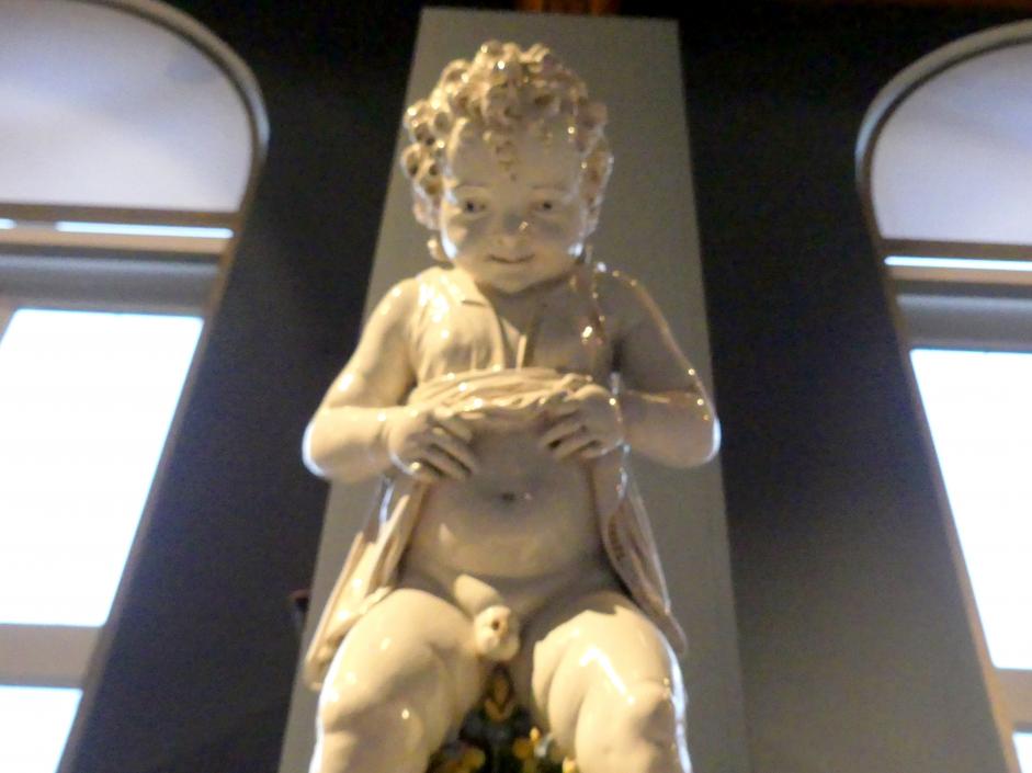 Girolamo della Robbia (1517), Pinkelnder Knabe als Brunnenfigur, Berlin, Bode-Museum, Saal 122, um 1515–1520, Bild 3/4