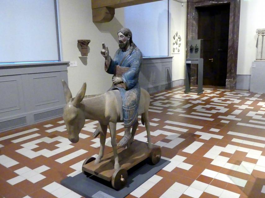 Christus als Eselreiter, mitgeführt bei Prozessionen an Palmsonntag, Berlin, Bode-Museum, Saal 141, Ende 12. Jhd., Bild 2/4