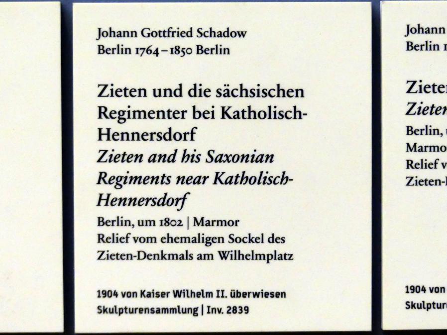 Johann Gottfried Schadow (1789–1826), Zieten und die sächsischen Regimenter bei Katholisch-Hennersdorf, Berlin, Wilhelmplatz, jetzt Berlin, Bode-Museum, Saal 258, um 1802, Bild 2/2