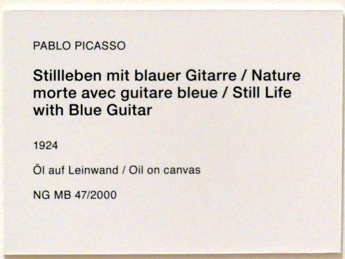 Pablo Picasso (1897–1972), Stillleben mit blauer Gitarre, Berlin, Museum Berggruen, Stülerbau, 1. Obergeschoss, 1924, Bild 2/2