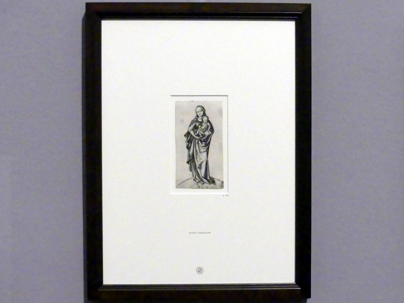 Martin Schongauer (1477–1485), Stehende Madonna mit dem Apfel, Karlsruhe, Staatliche Kunsthalle, Ausstellung "Hans Baldung Grien, heilig | unheilig", Saal 1, um 1473–1483, Bild 2/3