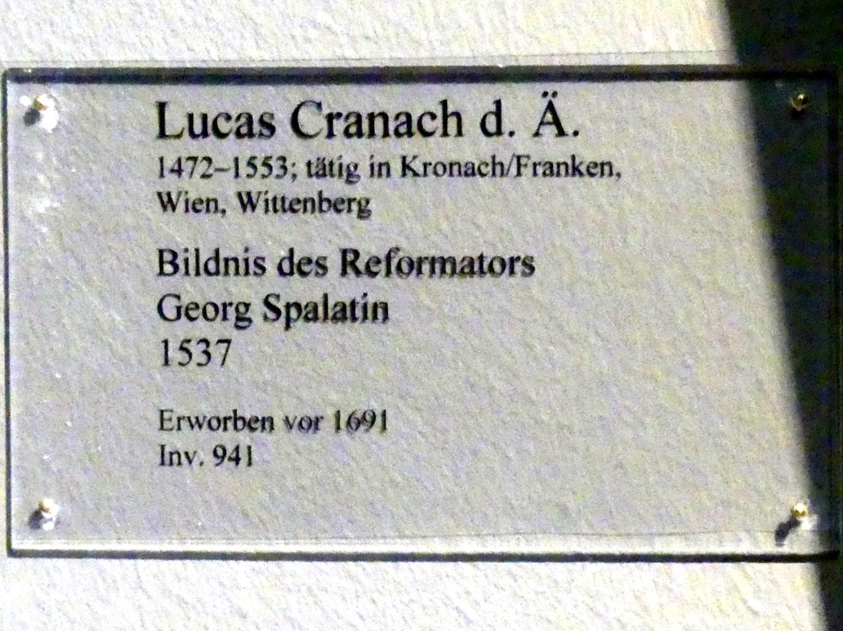 Lucas Cranach der Ältere (1502–1550), Bildnis des Reformators Georg Spalatin, Karlsruhe, Staatliche Kunsthalle, Saal 18, 1537, Bild 2/2