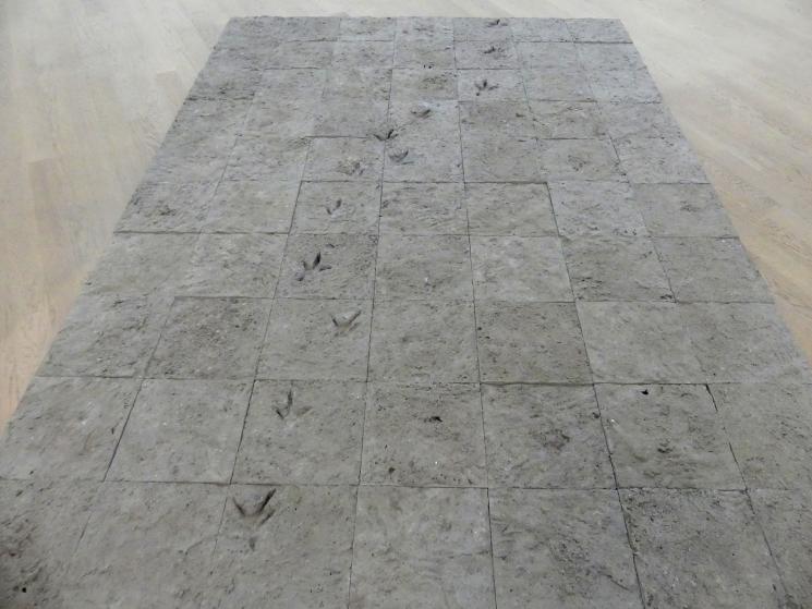 Björn Braun (2012), Ohne Titel (Pfauenspuren), Stuttgart, Kunstmuseum, Saal 19, 2012, Bild 3/5