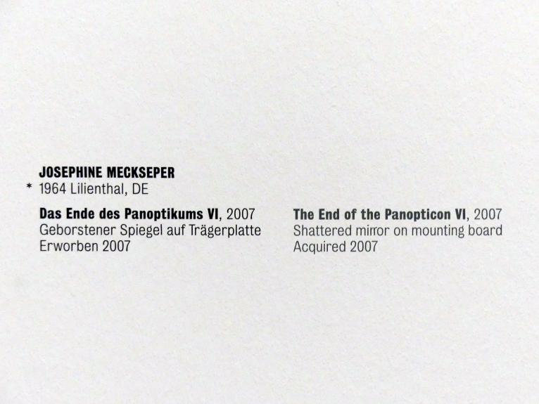 Josephine Meckseper (2003–2007), Das Ende des Panoptikums VI, Stuttgart, Kunstmuseum, Saal 21, 2007, Bild 3/3
