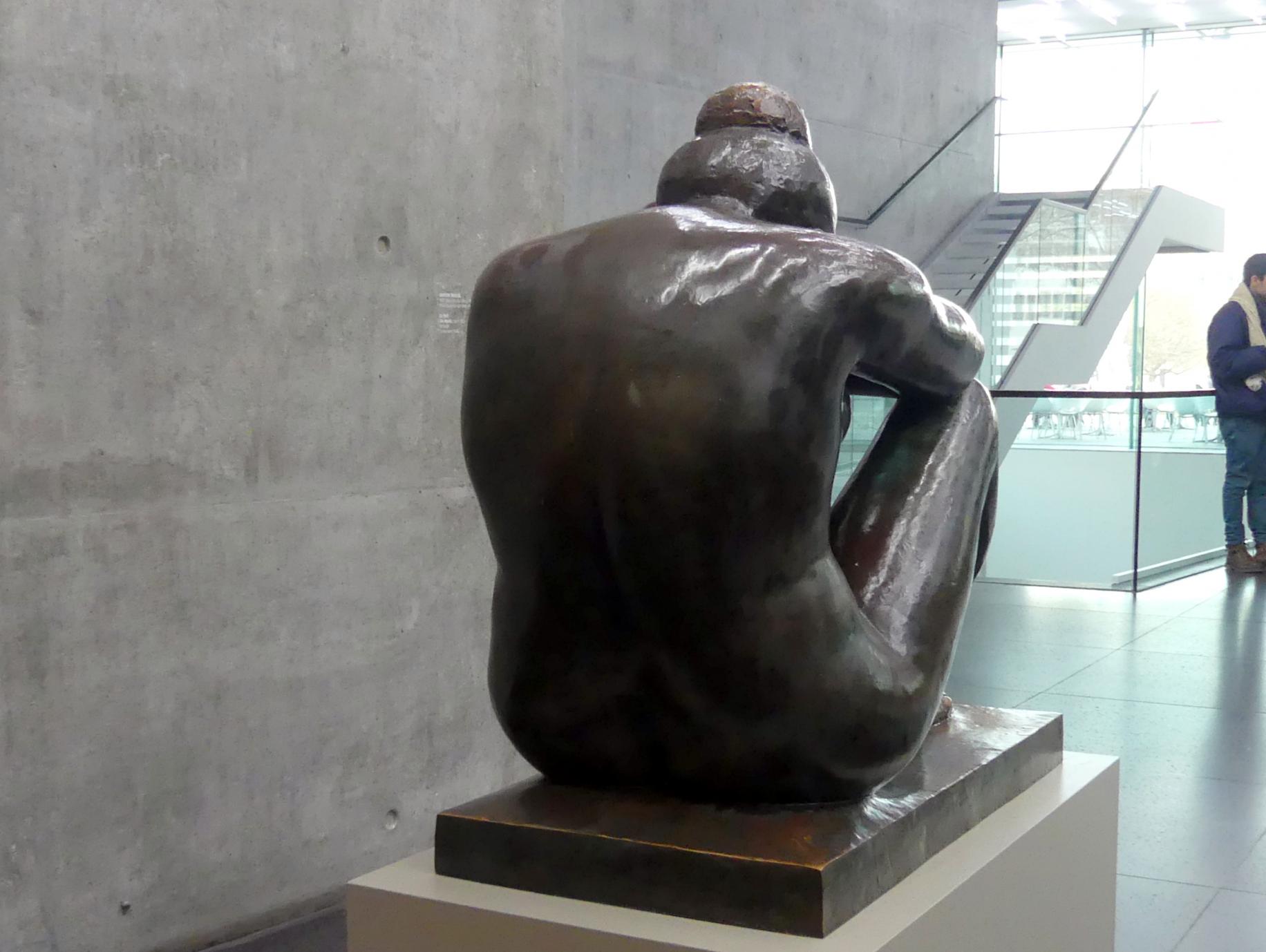 Aristide Maillol (1899–1931), Die Nacht, Stuttgart, Kunstmuseum, Eingangshalle, nach 1905, Bild 3/4