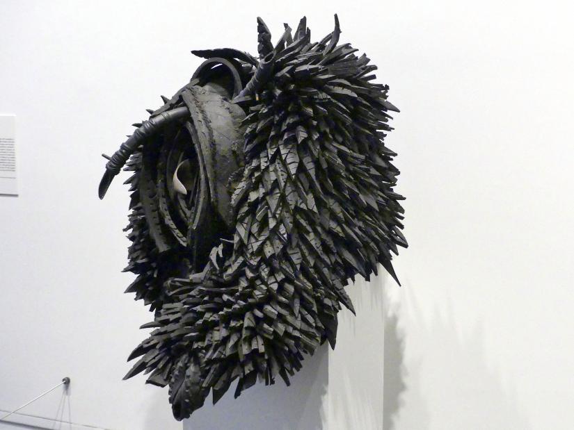 Chakaia Booker (2001), Raw Attraction - Rohe Attraktion, New York, Metropolitan Museum of Art (Met), Saal 925, 2001, Bild 2/7