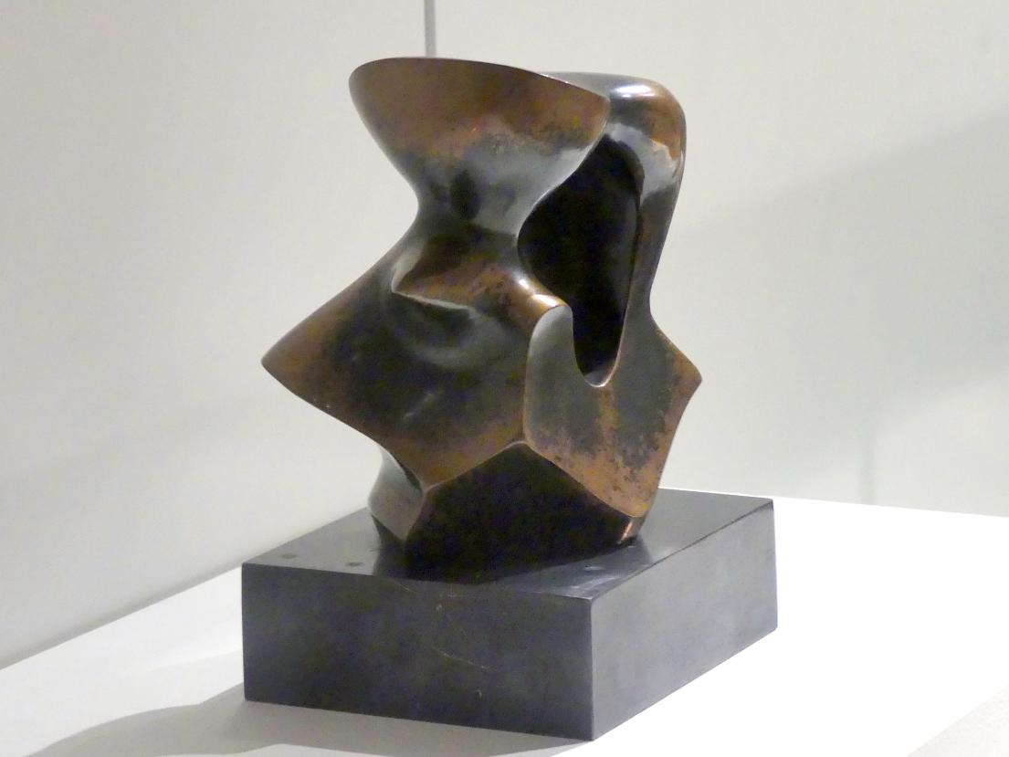 Henry Moore (1924–1982), Bozzetto: Spindelstück, New York, Metropolitan Museum of Art (Met), Saal 903, 1968, Bild 2/4
