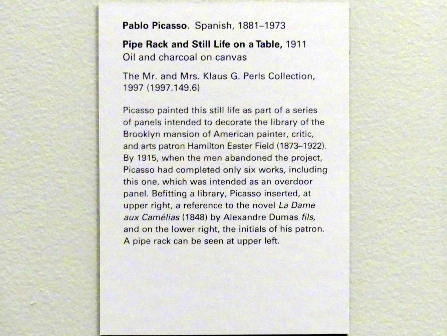 Pablo Picasso (1897–1972), Pfeifenständer und Stillleben auf einem Tisch, New York, Metropolitan Museum of Art (Met), Saal 908, 1911, Bild 2/2