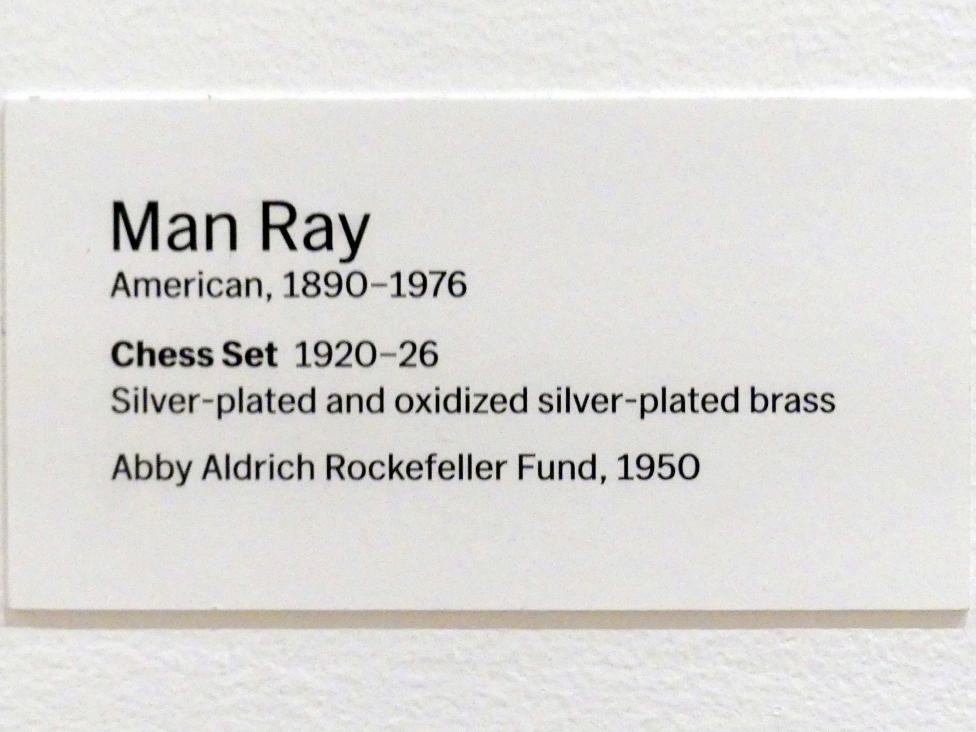 Man Ray (1914–1939), Schachspiel, New York, Museum of Modern Art (MoMA), Saal 514, 1920–1926, Bild 5/5