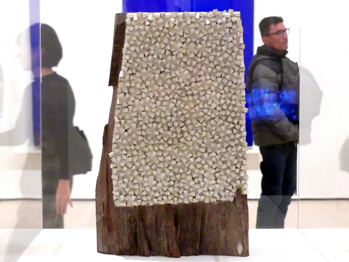 Sérgio de Camargo (1962), Kante, New York, Museum of Modern Art (MoMA), Saal 406, 1962, Bild 2/3