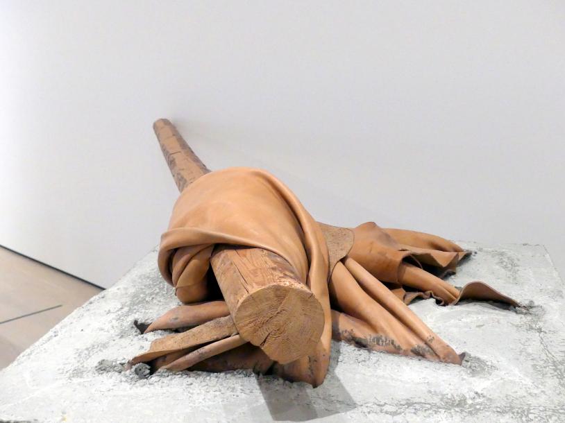 Giovanni Anselmo (1968–1969), Drehung, New York, Museum of Modern Art (MoMA), Saal 413, 1968, Bild 4/5