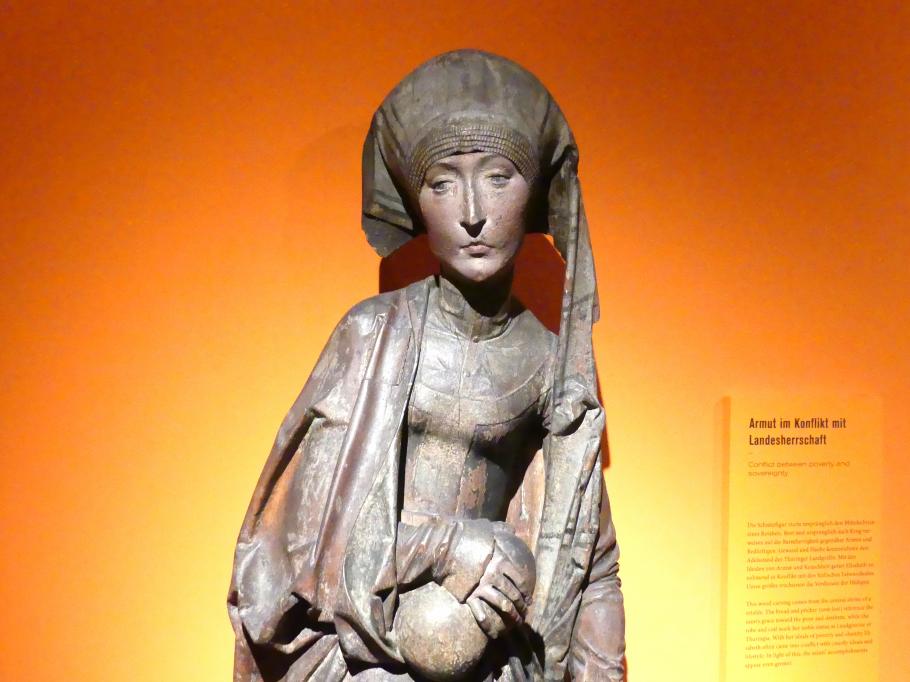 Tilman Riemenschneider (1487–1523), Hl. Elisabeth, Nürnberg, Germanisches Nationalmuseum, Helden, Märtyrer, Heilige, um 1500–1515, Bild 4/5
