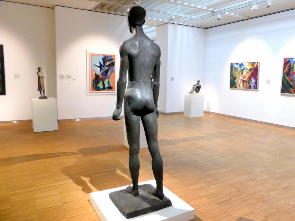 Gerhard Marcks (1932–1975), Schreitender Jüngling, Nürnberg, Germanisches Nationalmuseum, Saal 222, 1960, Bild 4/6