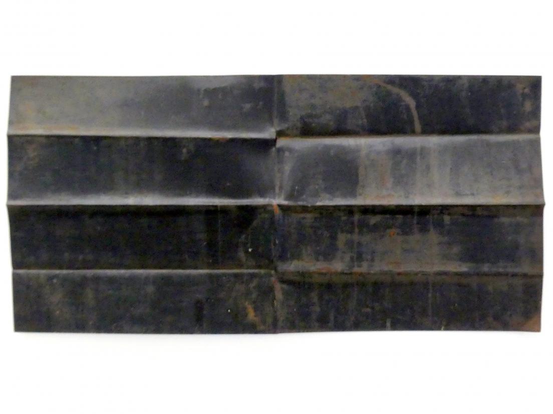 Ansgar Nierhoff (1969–1977), Entfaltung - 2 Achsen, Nürnberg, Germanisches Nationalmuseum, Untergeschoss, 1977, Bild 3/5