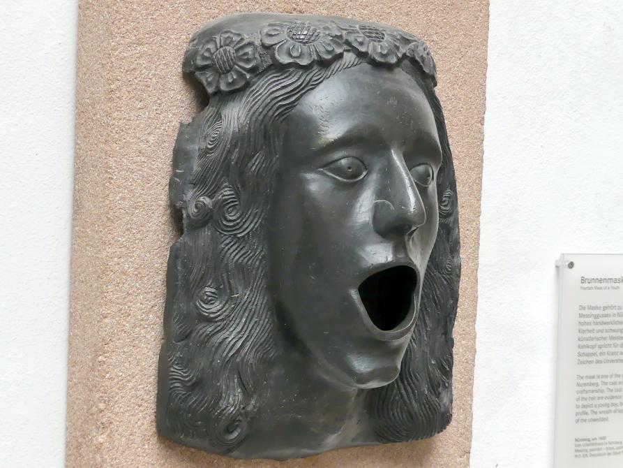 Brunnenmaske eines Jünglings, Nürnberg, Unschlitthaus, jetzt Nürnberg, Germanisches Nationalmuseum, Saal 31, um 1400, Bild 2/3