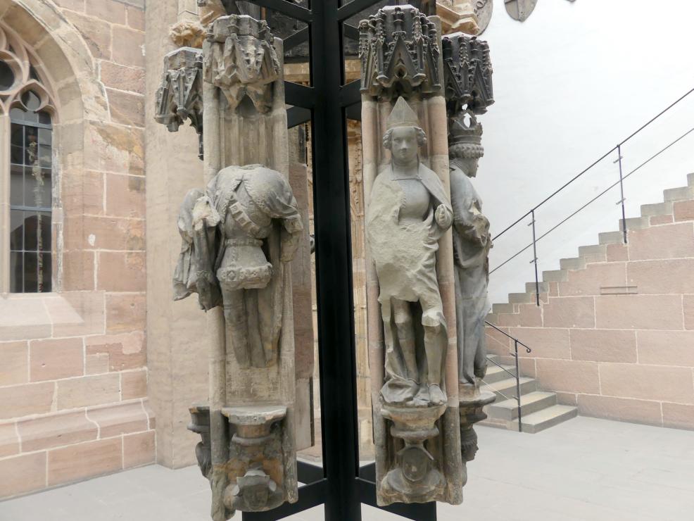 Fragmente der sieben Kurfürsten und der Neun Guten Helden, Nürnberg, Hauptmarkt, jetzt Nürnberg, Germanisches Nationalmuseum, Saal 30, um 1385–1392, Bild 4/8