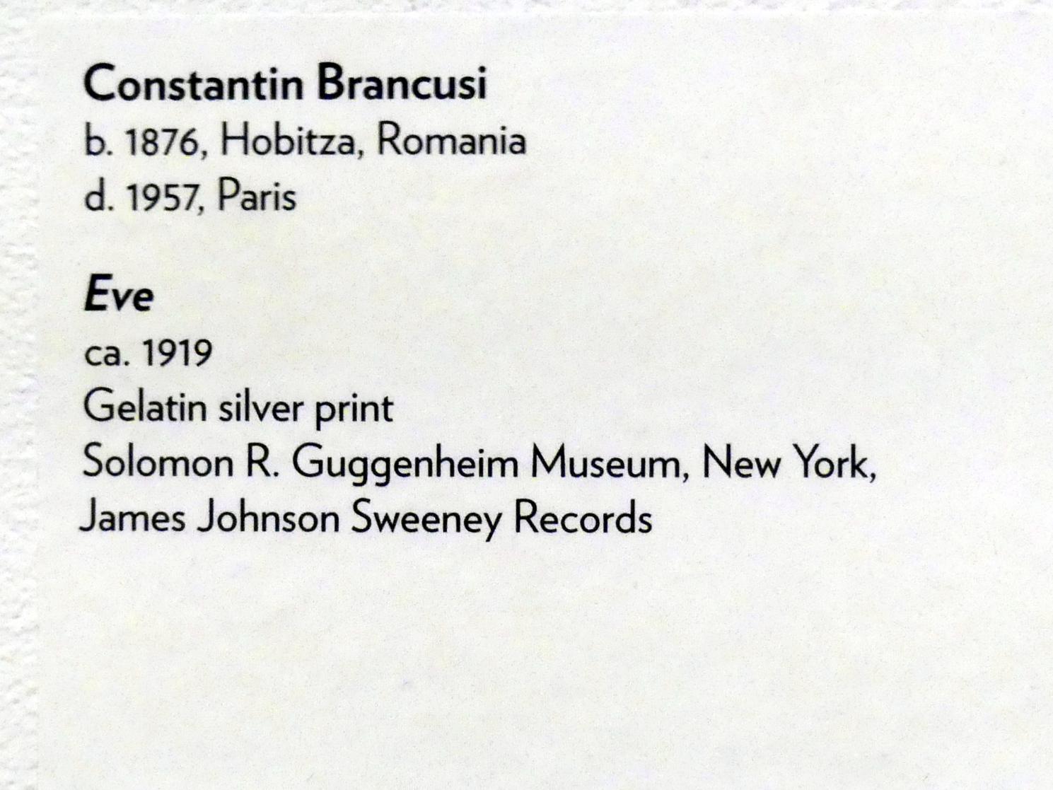 Constantin Brâncuși (1911–1942), Eva, New York, Solomon R. Guggenheim Museum, Brancusi, um 1919, Bild 2/2