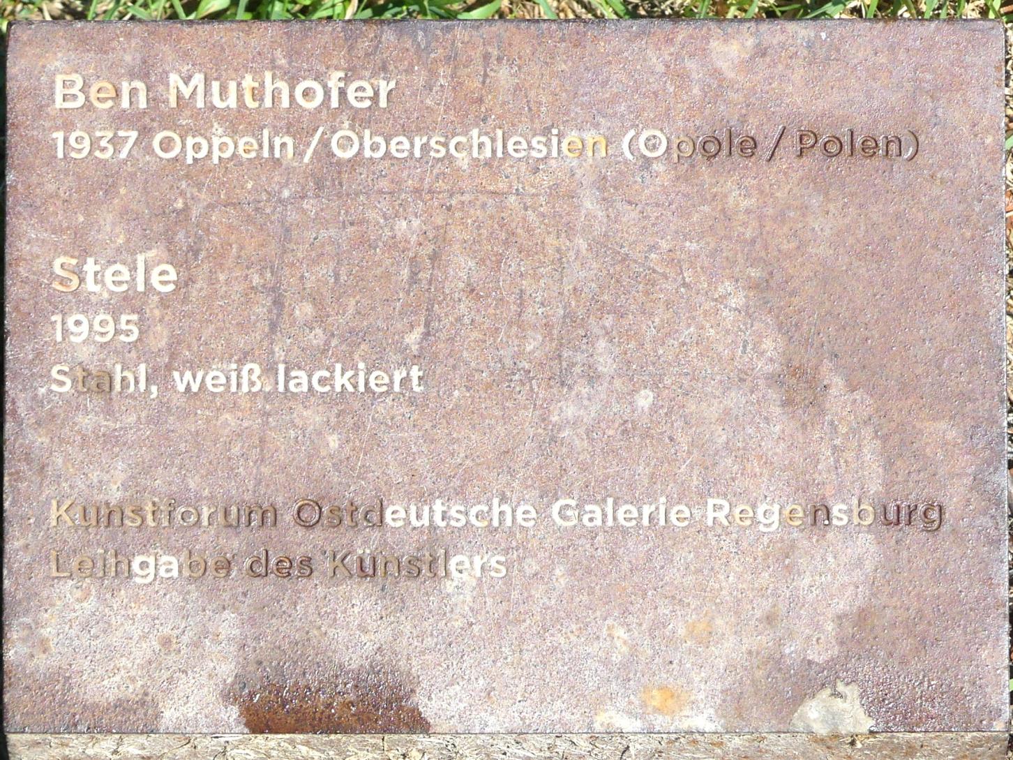 Ben Muthofer (Norbert Muthofer) (1981–1996), Stele, Regensburg, Stadtpark, 1995, Bild 3/3
