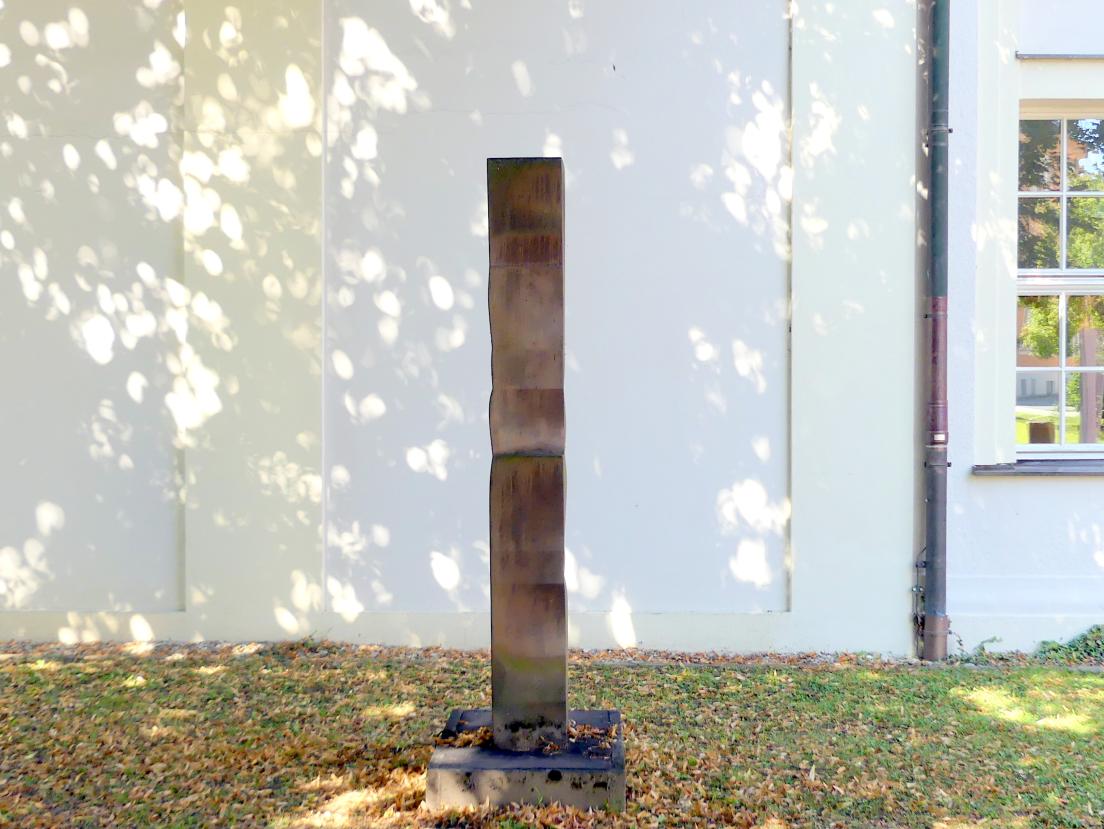 Hans Joachim Albrecht (1989–1999), Aufbruch einer Schreitenden, Regensburg, Stadtpark, 1989, Bild 2/6