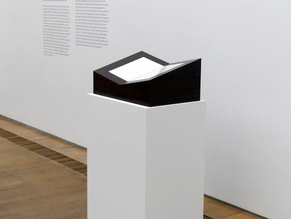 Richard Artschwager (1963–1969), Buch, München, Museum Brandhorst, Saal 0.7, 1964, Bild 4/5