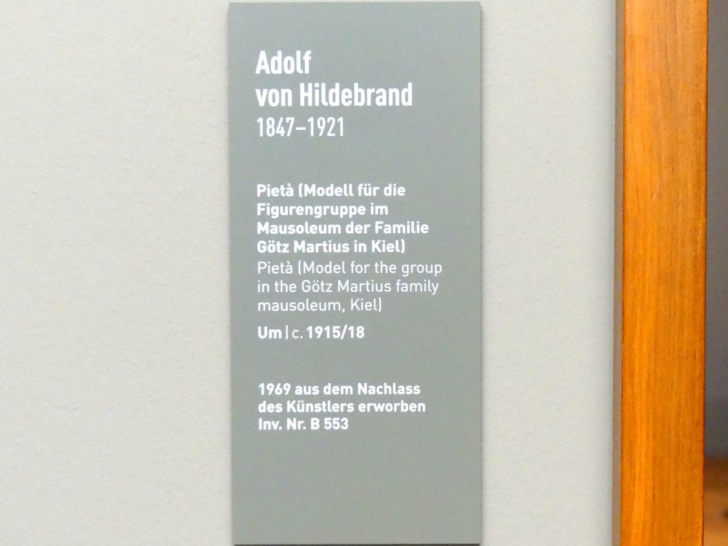 Adolf von Hildebrand (1871–1916), Pietà (Modell für die Figurengruppe im Mausoleum der Familie Götz Martius in Kiel), München, Neue Pinakothek in der Alten Pinakothek, Kabinett 3, um 1915–1918, Bild 5/5