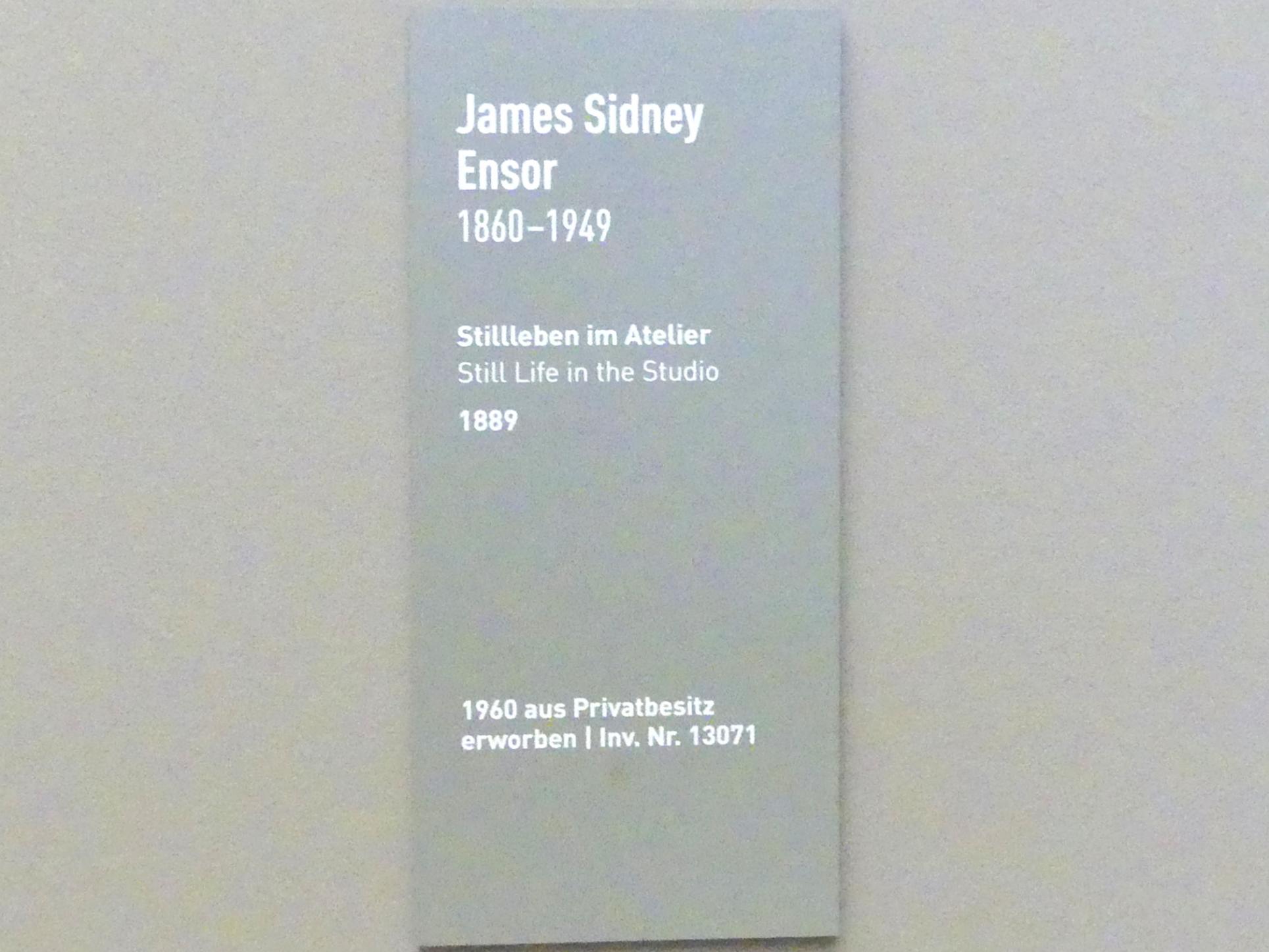 James Ensor (1880–1925), Stillleben im Atelier, München, Neue Pinakothek in der Alten Pinakothek, Saal IIb, 1889, Bild 2/2