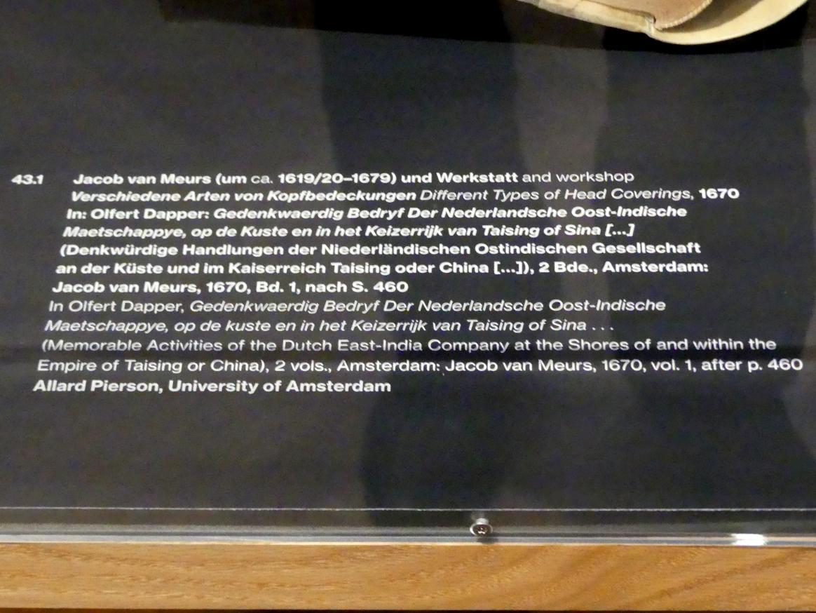 Jacob van Meurs (1663–1682), Verschiedene Arten von Kopfbedeckungen, Potsdam, Museum Barberini, Ausstellung "Rembrandts Orient" vom 13.03.-27.06.2021, Saal A4, 1670, Bild 2/3