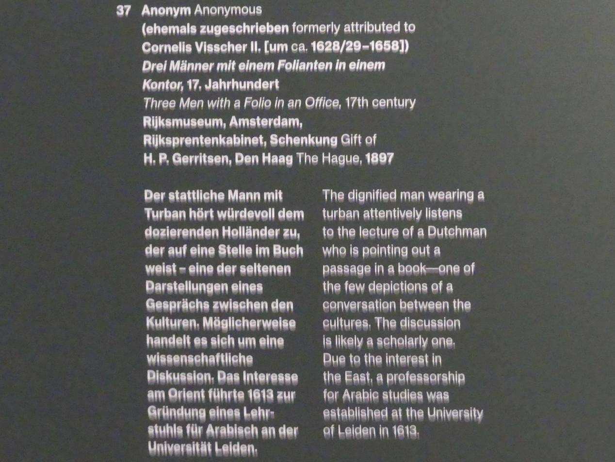 Drei Männer mit einem Folianten in einem Kontor, 17. Jahrhundert, Potsdam, Museum Barberini, Ausstellung "Rembrandts Orient" vom 13.03.-27.06.2021, Saal A4, Undatiert, Bild 3/3