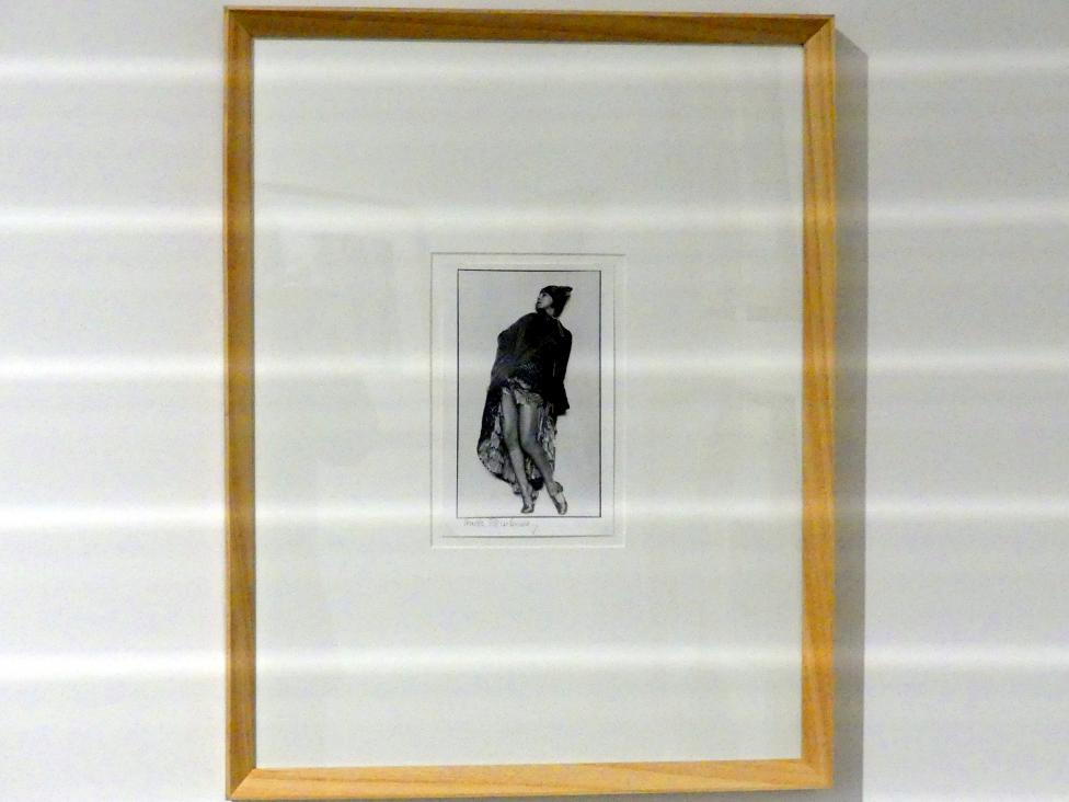 Trude Fleischmann (1925–1926), Tilly Losch, Linz, Lentos Kunstmuseum Linz, Saal 5 - Fotokabinett, 1925, Bild 1/3