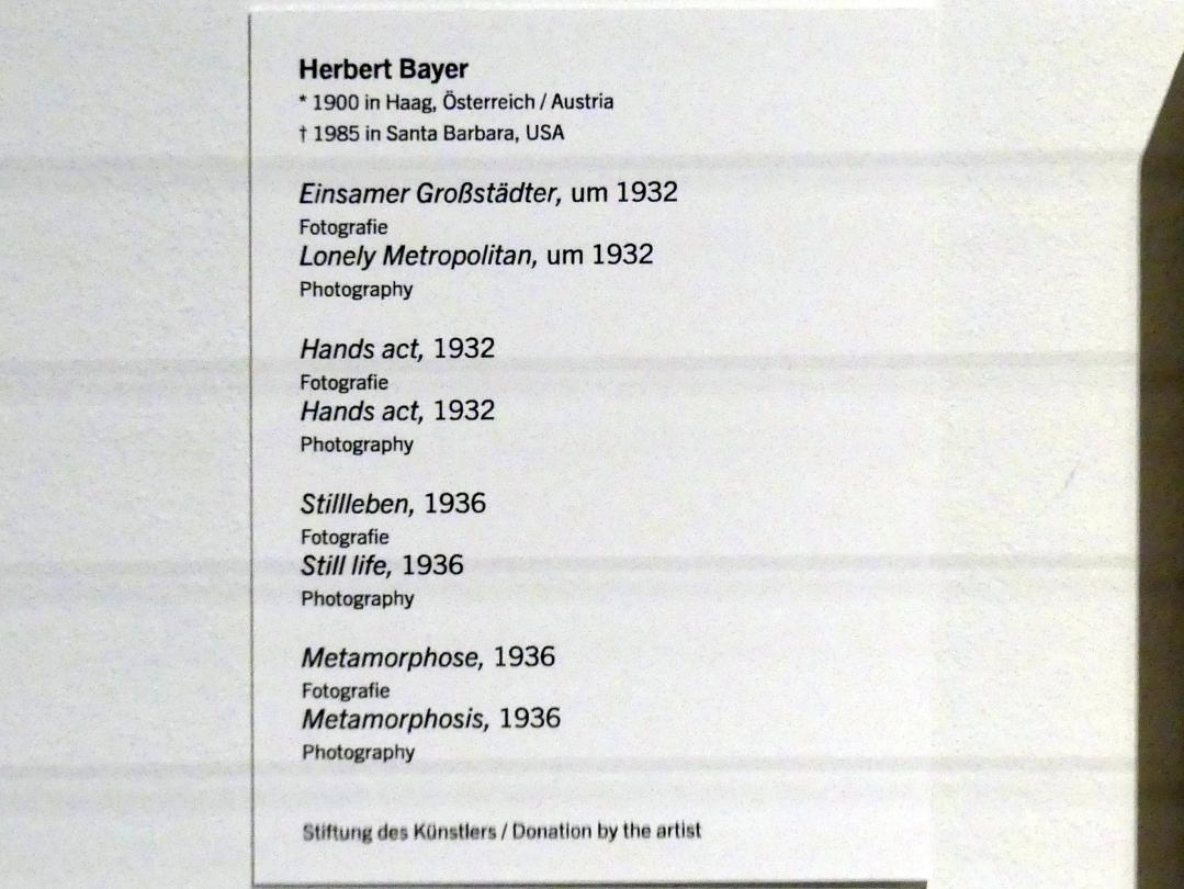Herbert Bayer (1925–1972), Einsamer Großstädter, Linz, Lentos Kunstmuseum Linz, Saal 5 - Fotokabinett, um 1932, Bild 3/3