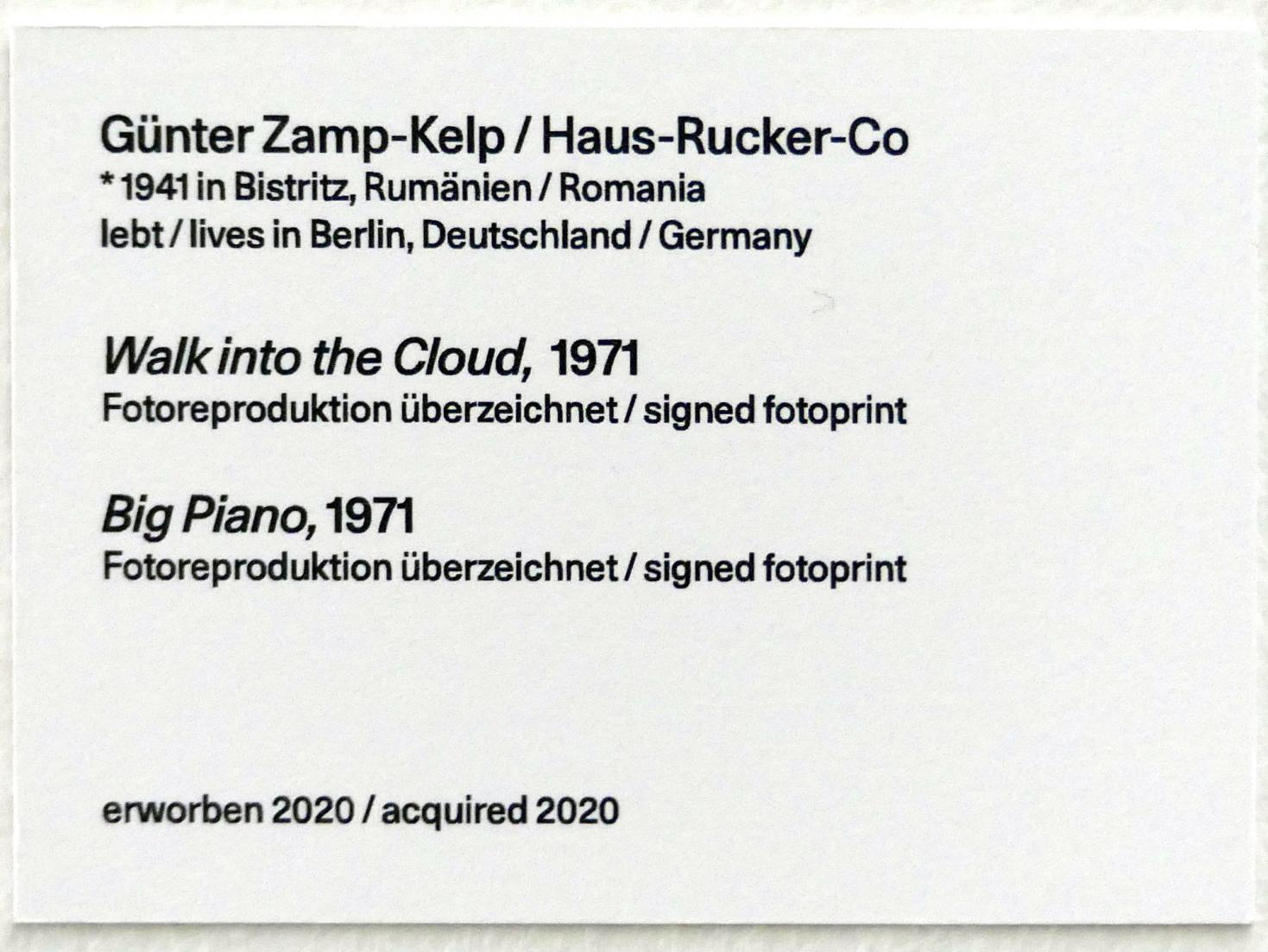 Günter Zamp Kelp (1970–1973), Big Piano, Linz, Lentos Kunstmuseum Linz, Saal 11 - Performance, Konzeptionelle Kunst und Fotorealismus, 1971, Bild 3/3