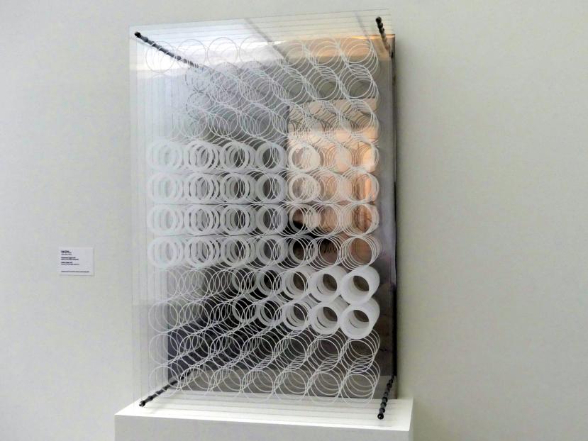 Helga Philipp (1971), Kinetisches Objekt, Linz, Lentos Kunstmuseum Linz, Saal 11 - Performance, Konzeptionelle Kunst und Fotorealismus, 1971, Bild 5/7